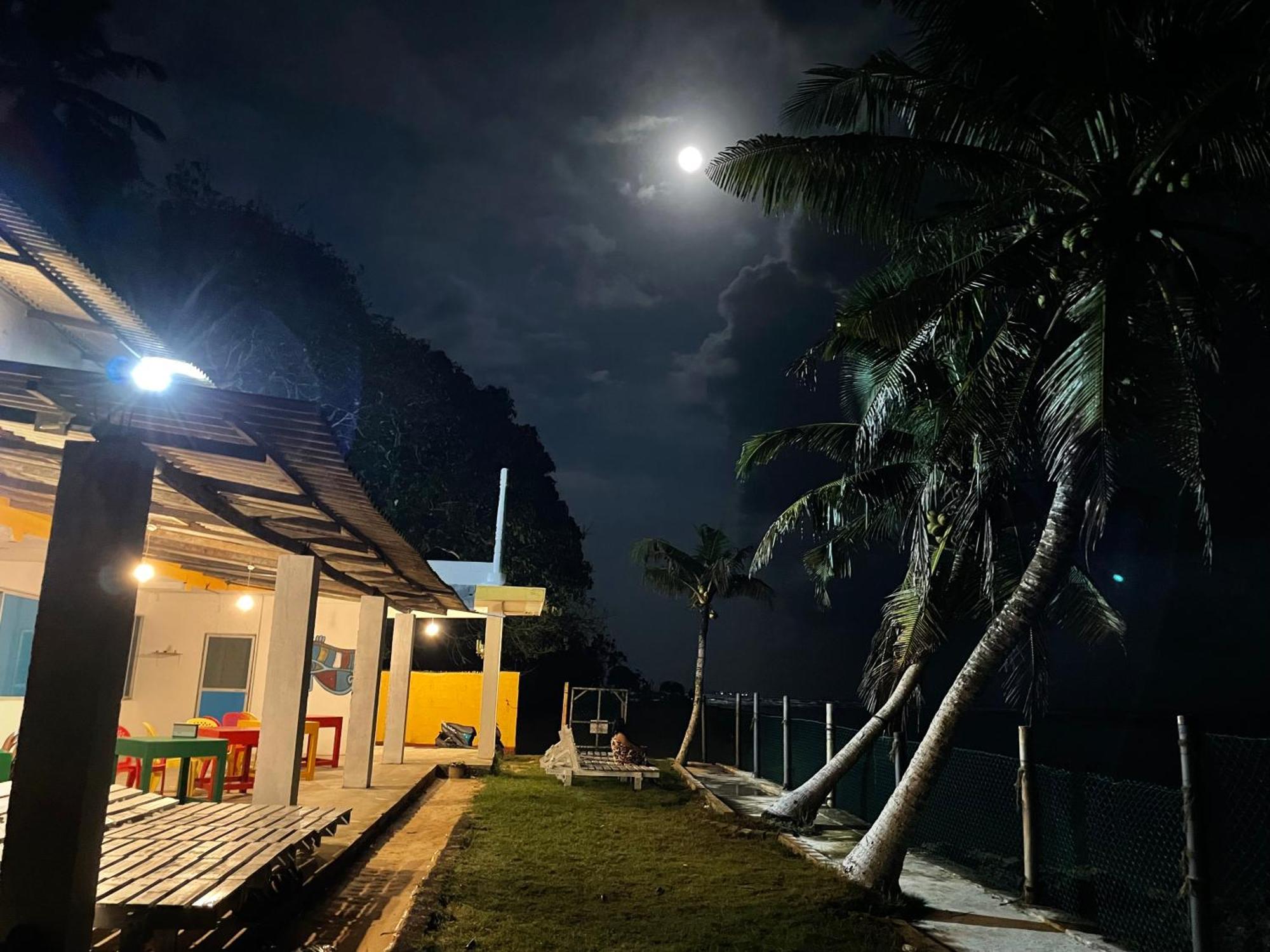 Sayuri Beach Hotel Matara Zewnętrze zdjęcie
